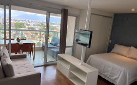 Loft com vista para aeroporto, tela de proteção 1 vaga e lazer completo